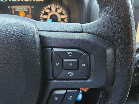 Used 2020 Ford F150 XLT w/ Equipment Group 302A Luxury AWD/4WD image 18