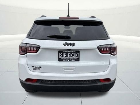 New 2026 Jeep Compass Latitude image 12