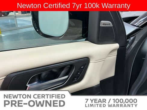 Used 2025 Nissan Armada Platinum Reserve AWD/4WD image 76