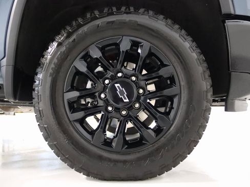 Used 2026 Chevrolet Silverado 2500 Custom w/ Custom Value Package image 76