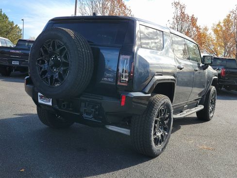 New 2026 GMC Hummer EV SUV w/ LPO, Dark Essentials Package AWD/4WD image 3