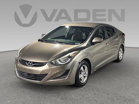 Used 2014 Hyundai Elantra SE image 20