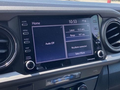 Certified 2021 Toyota Tacoma TRD Off-Road w/ Technology Package image 8