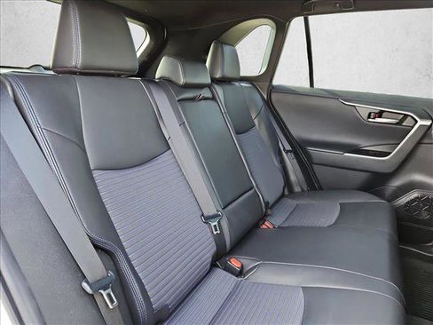 Used 2023 Toyota RAV4 XSE AWD/4WD image 19