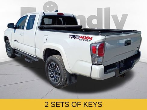 Used 2022 Toyota Tacoma TRD Sport AWD/4WD image 7