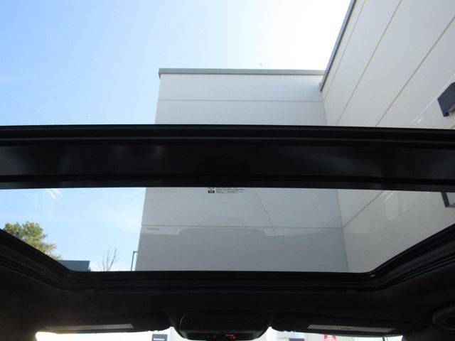 Used 2022 Cadillac XT5 Premium Luxury AWD/4WD image 29