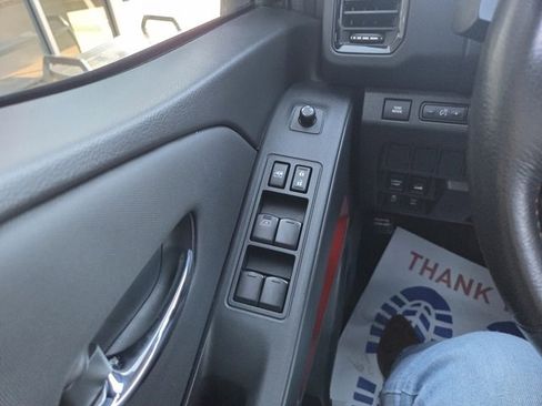 Used 2024 Nissan Frontier PRO-4X w/ Off-Road Protection Package image 12