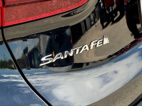 Used 2021 Hyundai Santa Fe SE FWD image 29