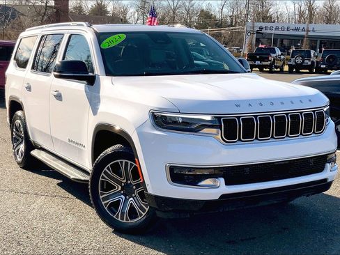 Certified 2024 Jeep Wagoneer 4WD w/ Premium Group I image 2