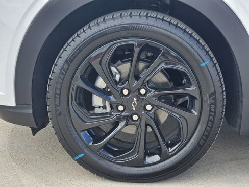New 2027 Chevrolet Bolt RS FWD image 15
