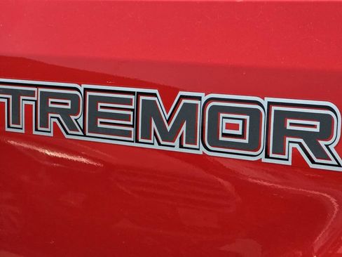 Used 2022 Ford F250 Lariat w/ Tremor Off-Road Package AWD/4WD image 11