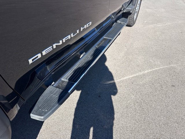 Used 2020 GMC Sierra 2500 Denali w/ Denali Ultimate Package AWD/4WD image 11