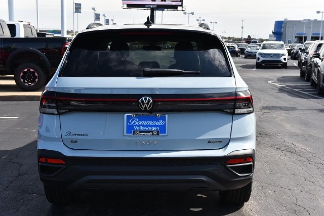 New 2027 Volkswagen Taos SE AWD/4WD image 6