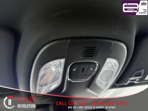 Used 2024 Jeep Compass Latitude AWD/4WD image 24