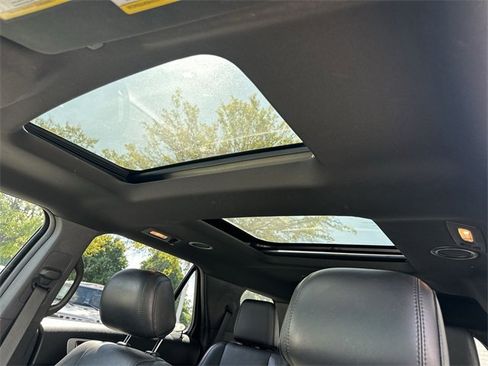 Used 2012 Ford Explorer XLT image 20