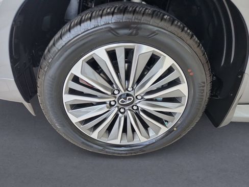 New 2026 INFINITI QX80 Luxe w/ Cargo Package AWD/4WD image 8