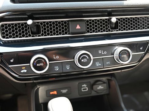 Used 2022 Honda Civic EX-L image 26