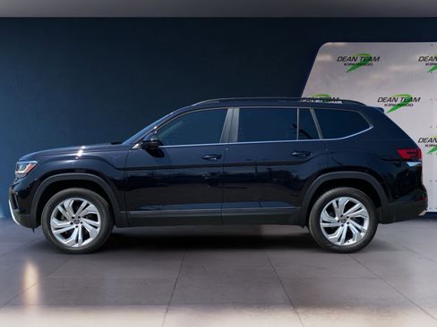 Used 2021 Volkswagen Atlas SE w/ Panoramic Sunroof Package image 4