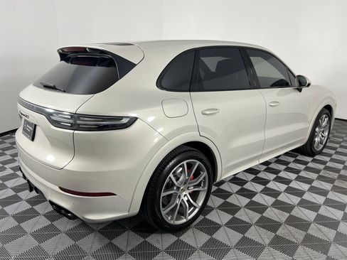 Used 2021 Porsche Cayenne GTS image 13