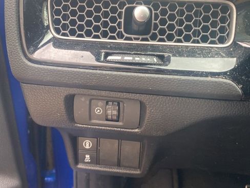 Used 2023 Honda Civic Sport image 5