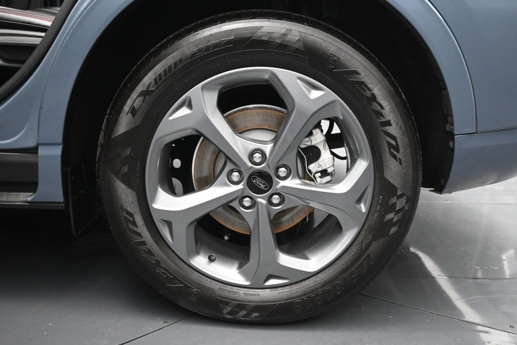 Used 2024 Ford Escape ST-Line w/ Tech Pack #1 FWD image 18
