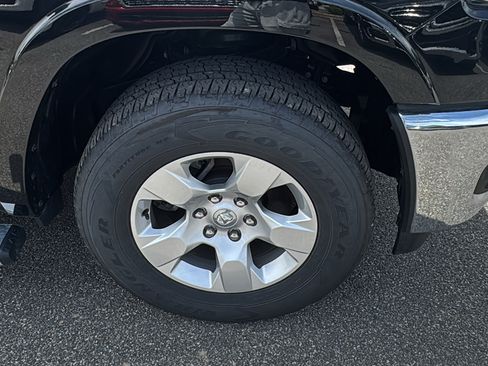 Certified 2025 RAM 1500 Big Horn AWD/4WD image 15