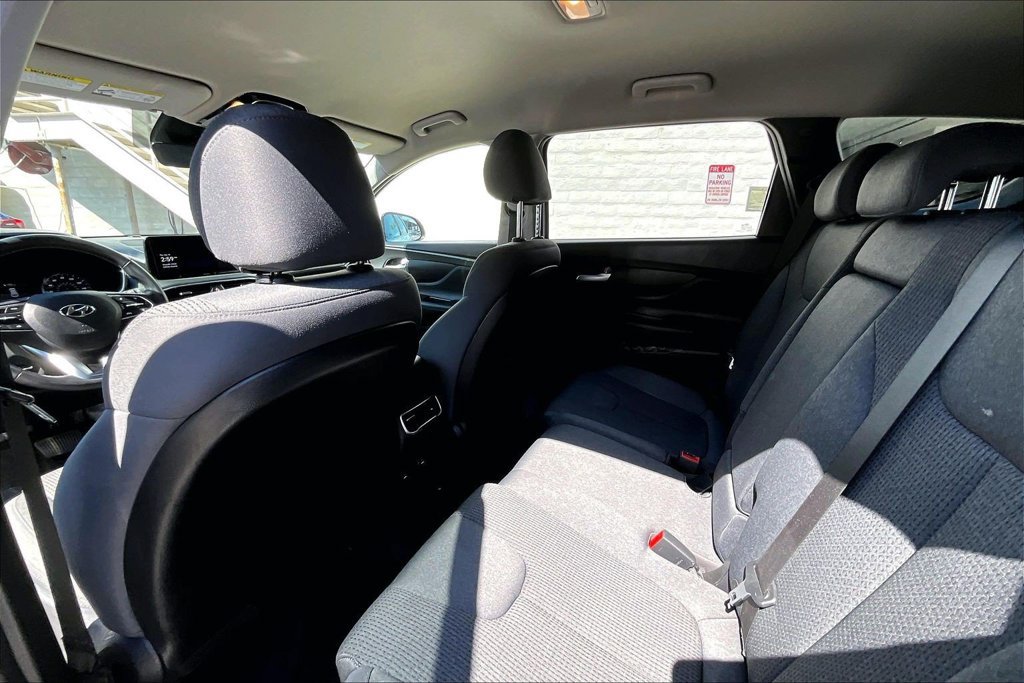 Used 2023 Hyundai Santa Fe SEL FWD image 16