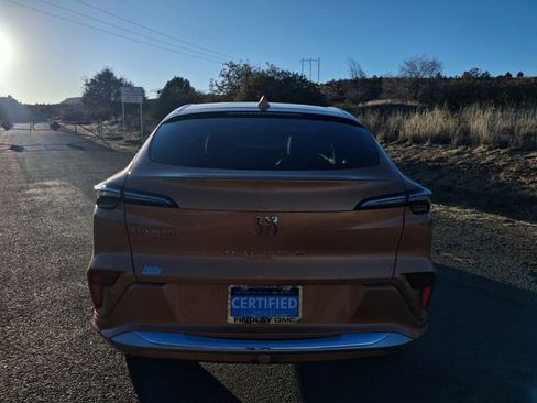 Certified 2025 Buick Envista Avenir image 6