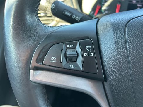 Used 2019 Chevrolet Trax LT w/ LT Convenience Package image 22