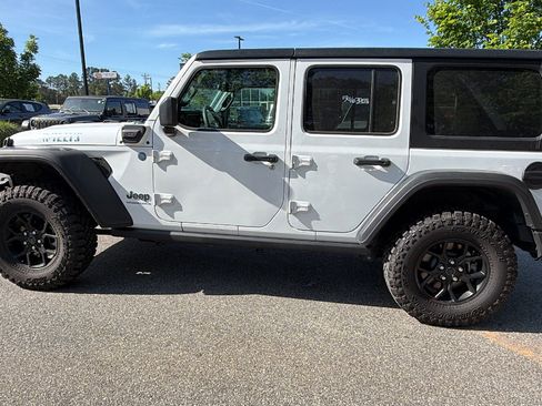 Used 2025 Jeep Wrangler Unlimited Sport S 4xe AWD/4WD image 11