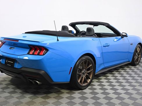 Used 2025 Ford Mustang GT Premium RWD image 13