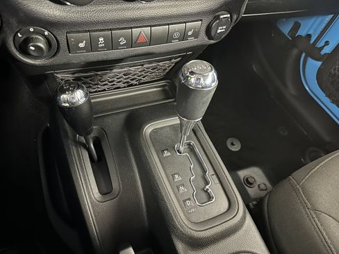 Used 2017 Jeep Wrangler Unlimited Sport AWD/4WD image 18
