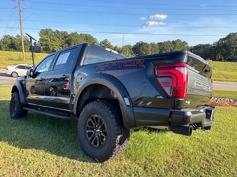 Used 2025 Ford F150 Raptor AWD/4WD image 7