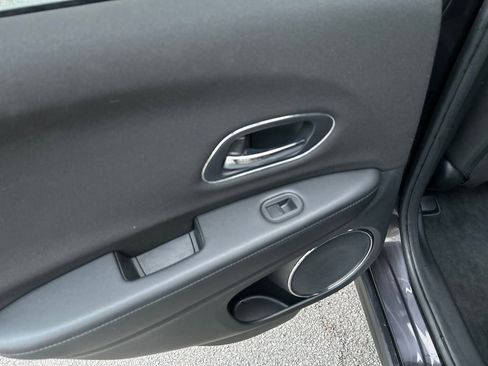 Used 2016 Honda HR-V EX image 25