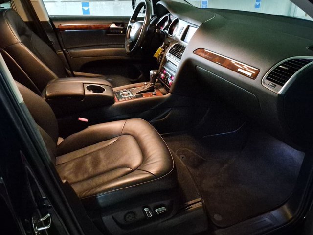 Used 2013 Audi Q7 TDI Premium Plus w/ Premium Plus Pkg AWD/4WD image 17