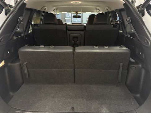 Used 2024 Mitsubishi Outlander SE image 29