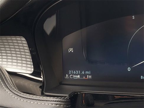 Used 2023 Lincoln Corsair AWD w/ Equipment Group 101A image 19