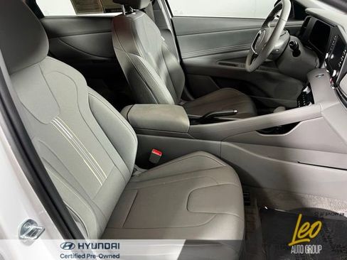 Used 2026 Hyundai Elantra Sport FWD image 16