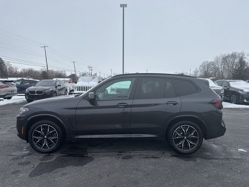 Used 2024 BMW X3 xDrive30i w/ Premium Package image 4