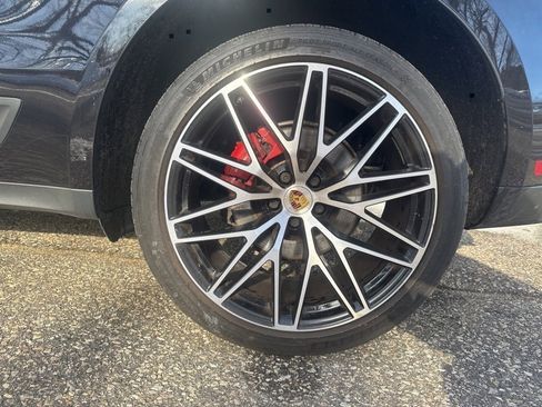 Used 2022 Porsche Macan S image 5
