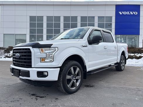 Used 2015 Ford F150 XLT w/ Equipment Group 302A Luxury image 39