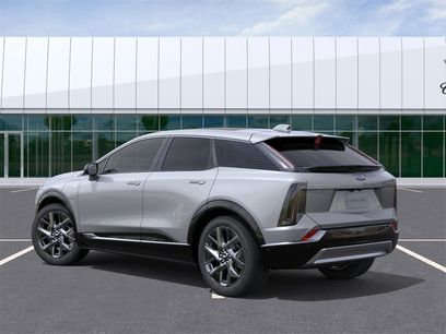 New 2025 Cadillac Optiq Luxury 1