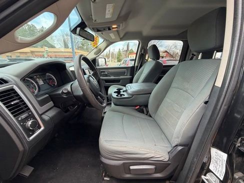 Used 2016 RAM 1500 Classic SLT image 9