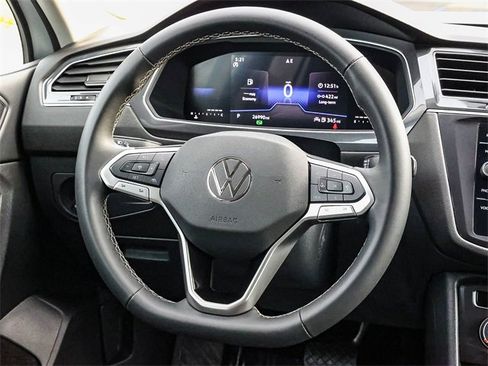 Used 2024 Volkswagen Tiguan S image 16