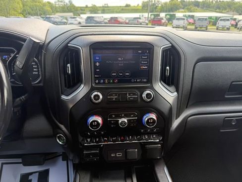 Used 2021 GMC Sierra 3500 Denali w/ Denali Ultimate Package image 11