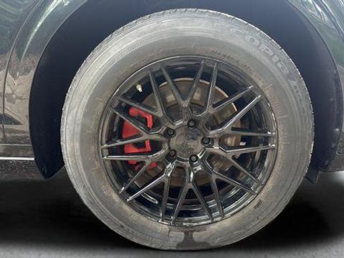 Used 2022 Genesis GV70 2.5T AWD/4WD image 23
