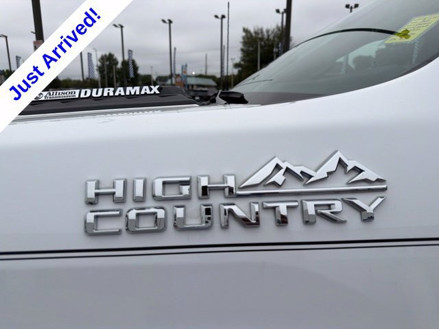 Used 2024 Chevrolet Silverado 2500 High Country AWD/4WD image 13