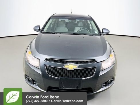 Used 2013 Chevrolet Cruze Eco image 2