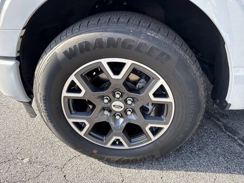 Used 2024 Ford F150 STX RWD image 11