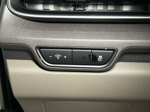 New 2026 Kia Carnival EX FWD image 19